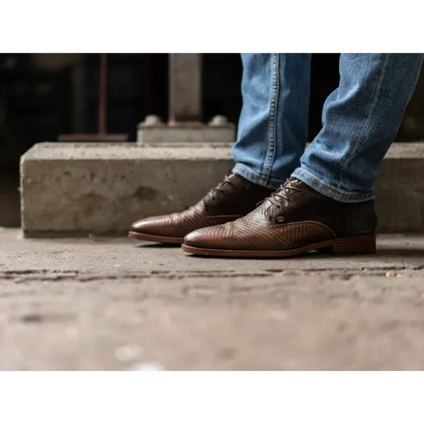 salvador-zig-zag-4000-brown_1842-213203_sfeer Rehab Schoen Salvador Zigzag Brown