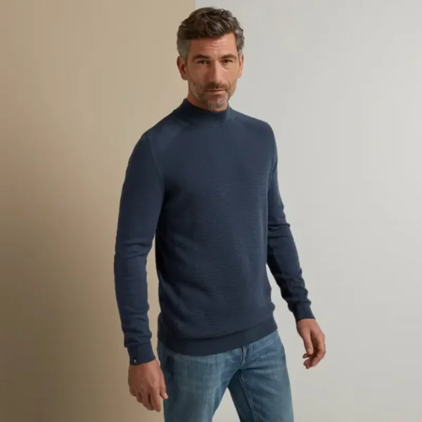 VKW2310306-5116_model_2 Vanguard Trui VKW2310306 Blauw