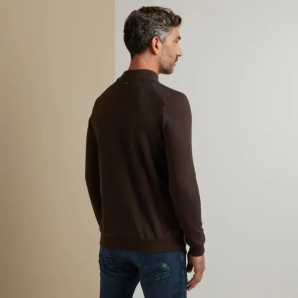 VKW2310306-8080_model_3 Vanguard Trui VKW2310306 Bruin