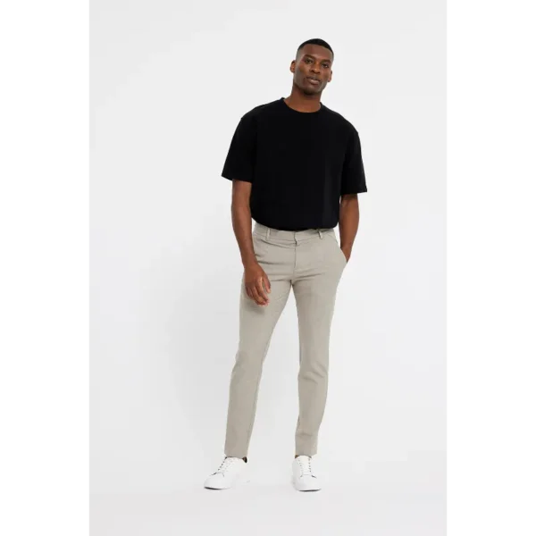 Josh_396-Sand_Melange-30658-30977_MODEL PLAIN Broek Josh 30658 Sand Melange