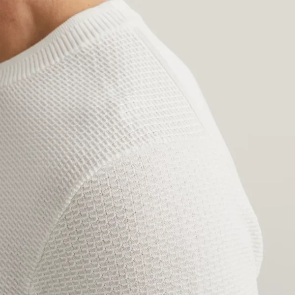 VTSS2402506-7007_model_6 Vanguard T-Shirt VTSS2402506 Off-white