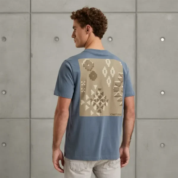 CTSS2403568-5105_model_1 Cast Iron T-Shirt CTSS2403568 Blauw