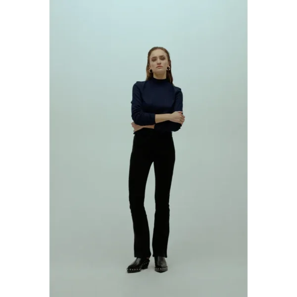 FW24_HOMAGE_H-CW24M67_StripedTurtleNeckTop_MidnightBlue_64,99_H-CWH-CW24M88_Jane-FlaredJeansWithPockets_119,99-3222 Homage Jeans Jane H-CW24M88 Zwart
