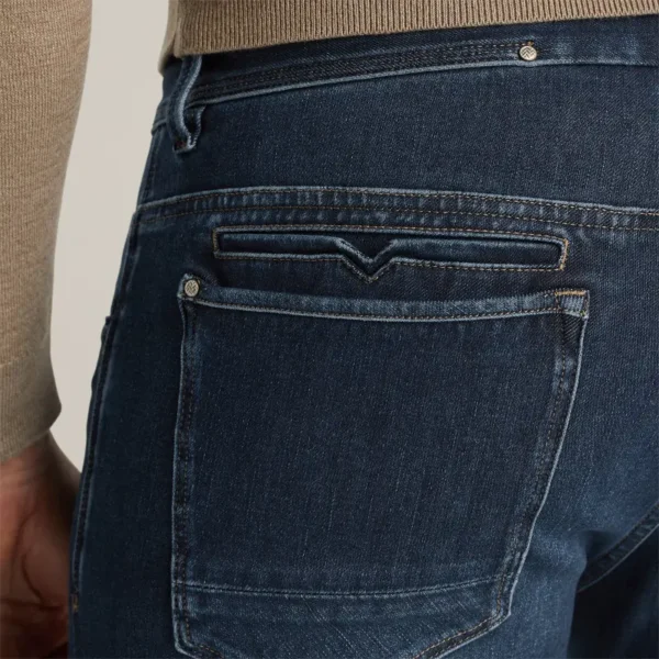 VTR850-WMB_model_6 Vanguard V850 Jeans VTR850-WMB