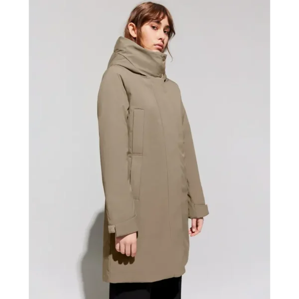 ELINEARID_20ee4b28-13ca-4fe9-a863-917ddb1df150 Elvine Jas Eline 331192 Arid Earth