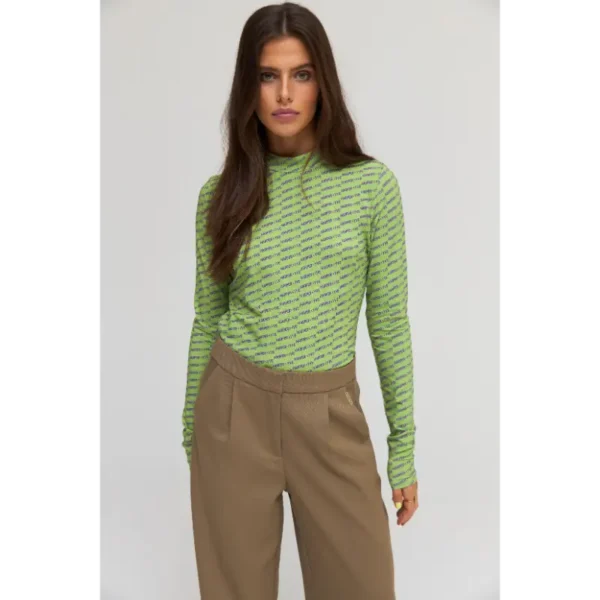 Harper-&-Yve_fall_winter_2024_original_SHOT_0045_0035_01 Harper&Yve Top Jane AW24T505 Groen