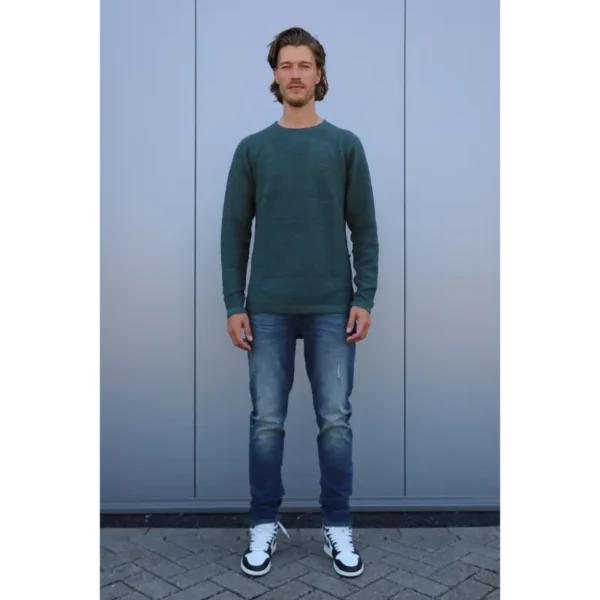 KNPAT_KOMBUGREEN_1 Kultivate Trui Pat 2401030800 Groen