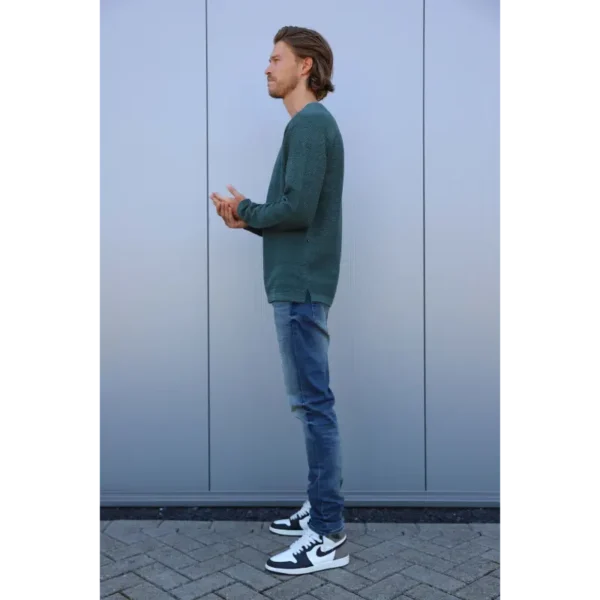 KNPAT_KOMBUGREEN_7 Kultivate Trui Pat 2401030800 Groen