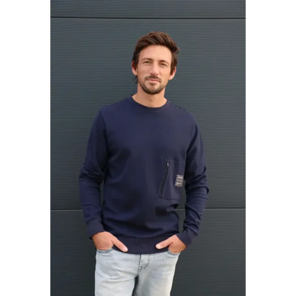 SWBRYAN_EVENINGBLUE_4 Kultivate Sweater Bryan 2401031002 Blauw