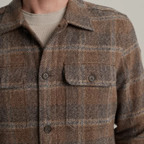 VSI2409228-8292_model_4 Vanguard Overshirt VSI2409228 Bruin