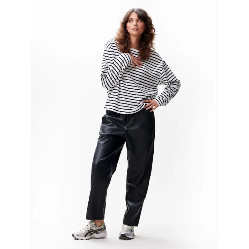 Catwalk-Junk_NOOS_201_2402040601_3 Catwalk Junkie Sweater 2402040601 Off-White