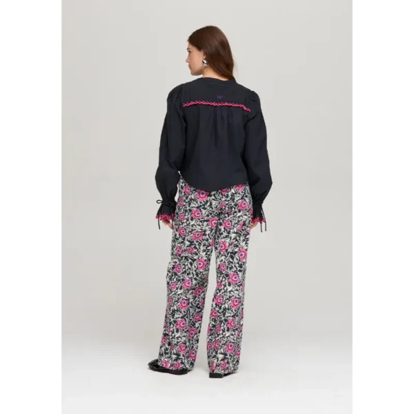 LILY-LS-BLACK-3 Harper&Yve Blouse Lily DW24C600 Zwart