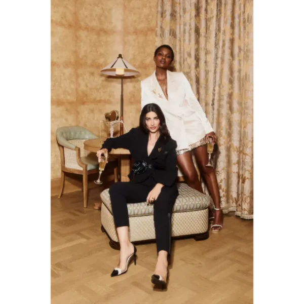 fullsize_Shot10_3567_JV_FW24_byMarynHaertel Josh V Broek Asher JV-2411-0601 Zwart