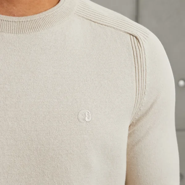 CKW2411352-7014_model_4 Cast Iron Sweater CKW2411352 Grijs