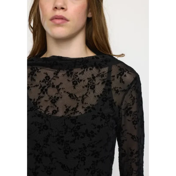 SR524-303 - 001 Black - Extra 4 Soft Rebels Top SR524-303 SRTalula Zwart