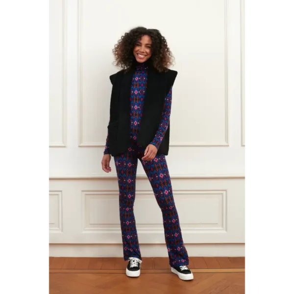 Top Florien Blue Stars Print PL19 + Gilet Alice Black PL41 + PL37 Lofty Manner Broek Sol PL37 Blauw
