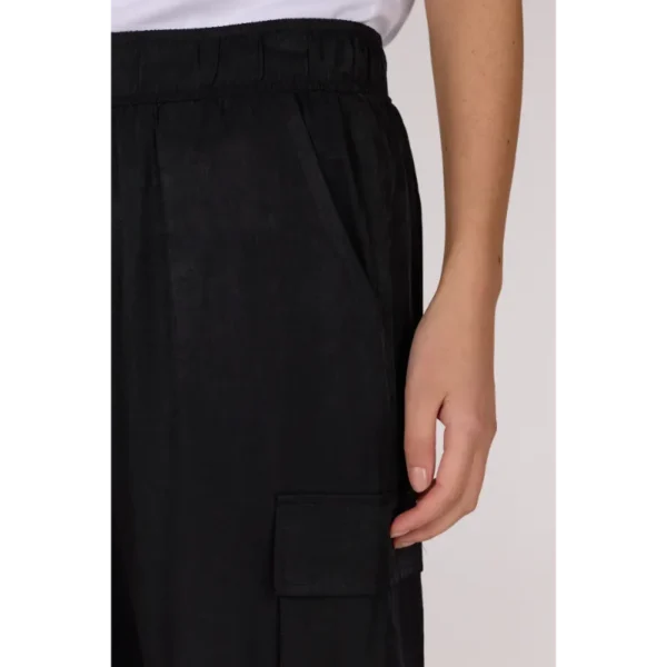 JANSEN-Amste_spring_summer_2025_original_LAUREN SS25_black_04 Jansen Amsterdam Broek Lauren SS25 Zwart