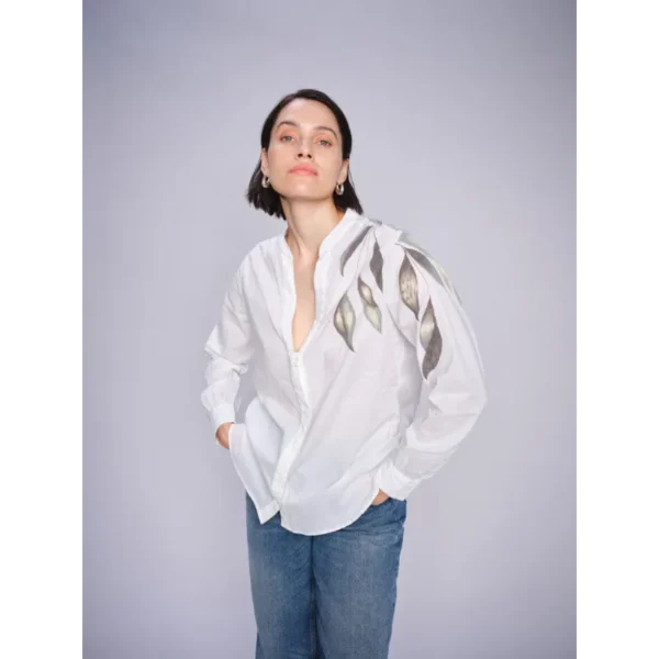 MOS-MOSH_spring_summer_2025_original_169850 180 MMGemran Flick Blouse Ecru - 170030 493 MMAdeline Cut Jeans Mid Blue Mos Mosh Blouse MMgemran 169850 Off-White