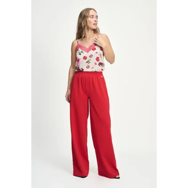 POM-Amsterda_SS25_400_SP9107 POM Amsterdam Broek Scarlet SP9107 Rood