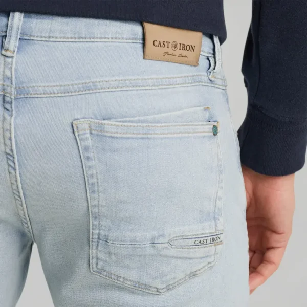 CTR2502705-SBS_model_7 Cast Iron Jeans Shiftback Tapered ctr2502705 Summer Blue