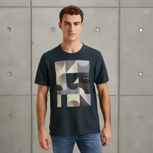 CTSS2502554-5442_model_1 Cast Iron T-Shirt ctss2502554 5442 Seas Storm