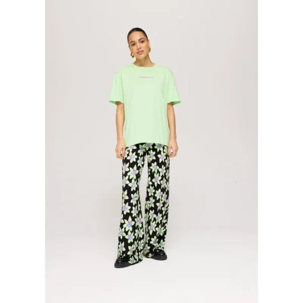 Harper-&-Yve_spring_summer_2025_original_EMBRACE-SS-3 Harper&Yve T-shirt Embrace ss25y300 No Greens