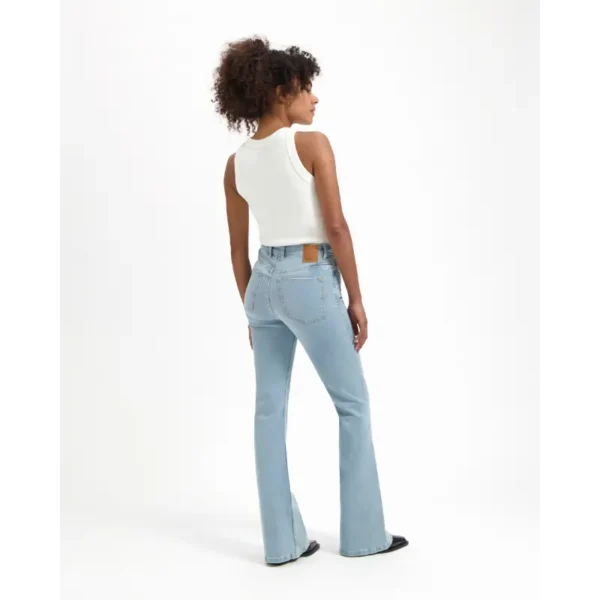 Kuyichi_SpringSummer-2025_468_25105217_2 Kuyichi Jeans Lisette Flare 25105217 Overdye Blauw