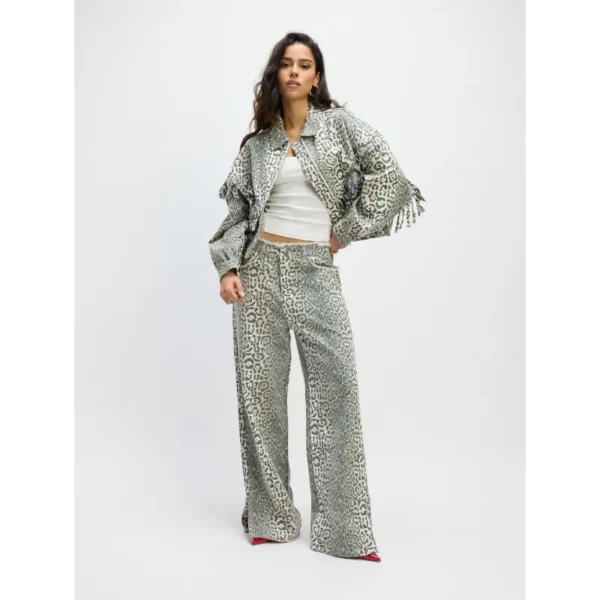 R2502176593_850_03 Refined Department Jeans Harvey r2502176593 Leopard