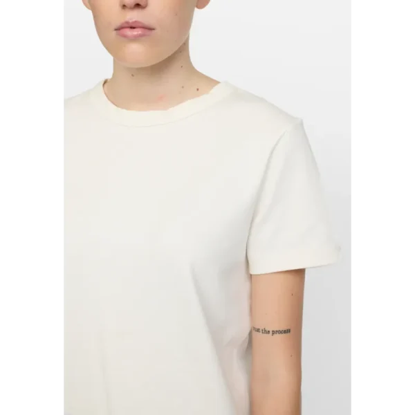 SR122-300-1 - 002 Snow White - Extra 2 Soft Rebels T-shirt sr122-300-1 SRHella Wit