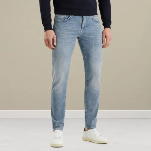 VTR912-NBL_model_1 Vanguard Jeans vtr912-nbl Blauw