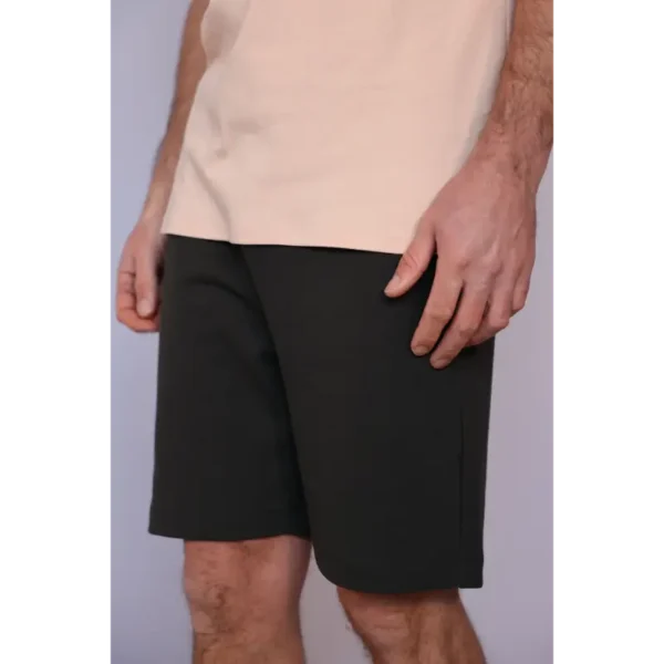 Kultivate_Spring-2025_159_2501024401 Kultivate Short Luxury 2501024401 Grijs