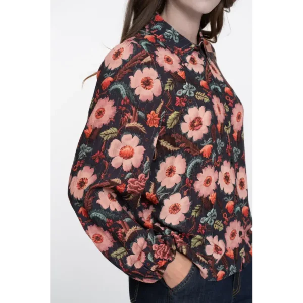 Geisha-Fashi_winter-2025_625_53610-20_3 Geisha Blouse 53610-20 Donkerblauw