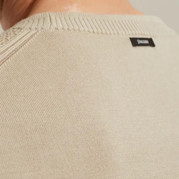 VTSS2508555-7144_model_6 Vanguard T-Shirt VTSS2508555 7144 White Pepper