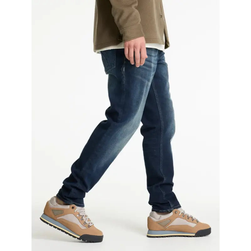 CHASIN Evan Jeans 11110014 d10 Donkerblauw