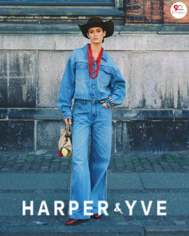 Harper & Yve Banner Mob