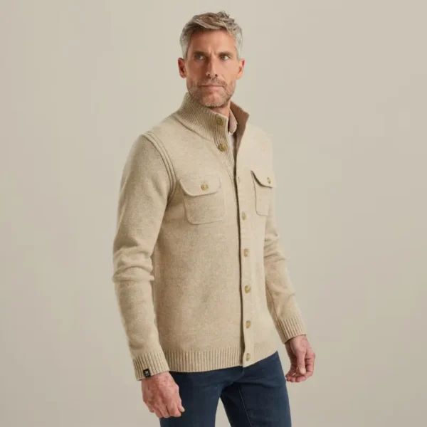 VKC2509372-7144_model_1 Vanguard Vest VKC2509372 7144 White Pepper