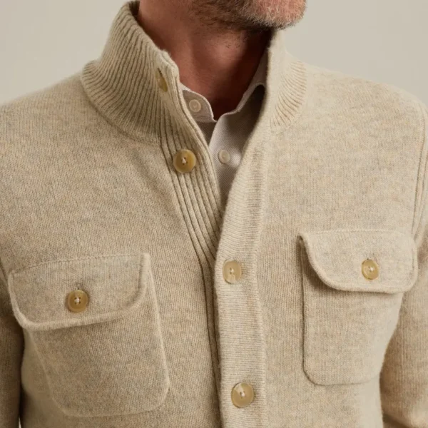 VKC2509372-7144_model_4 Vanguard Vest VKC2509372 7144 White Pepper