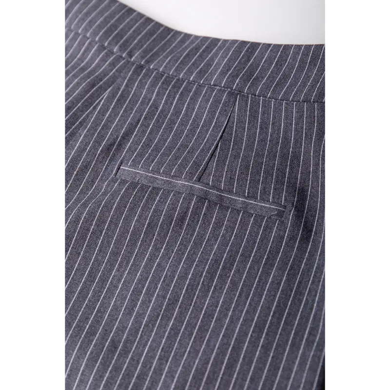 WS317166-211-13-28 Colourful Rebel Short WS317166 211 Grey