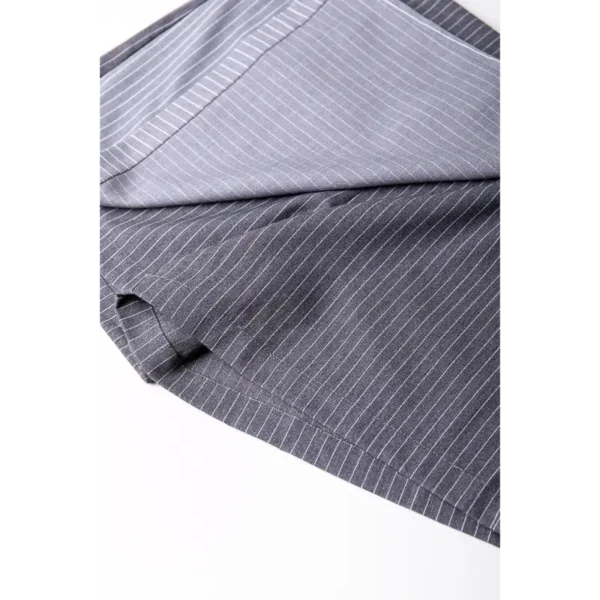 WS317166-211-13-31 Colourful Rebel Short WS317166 211 Grey