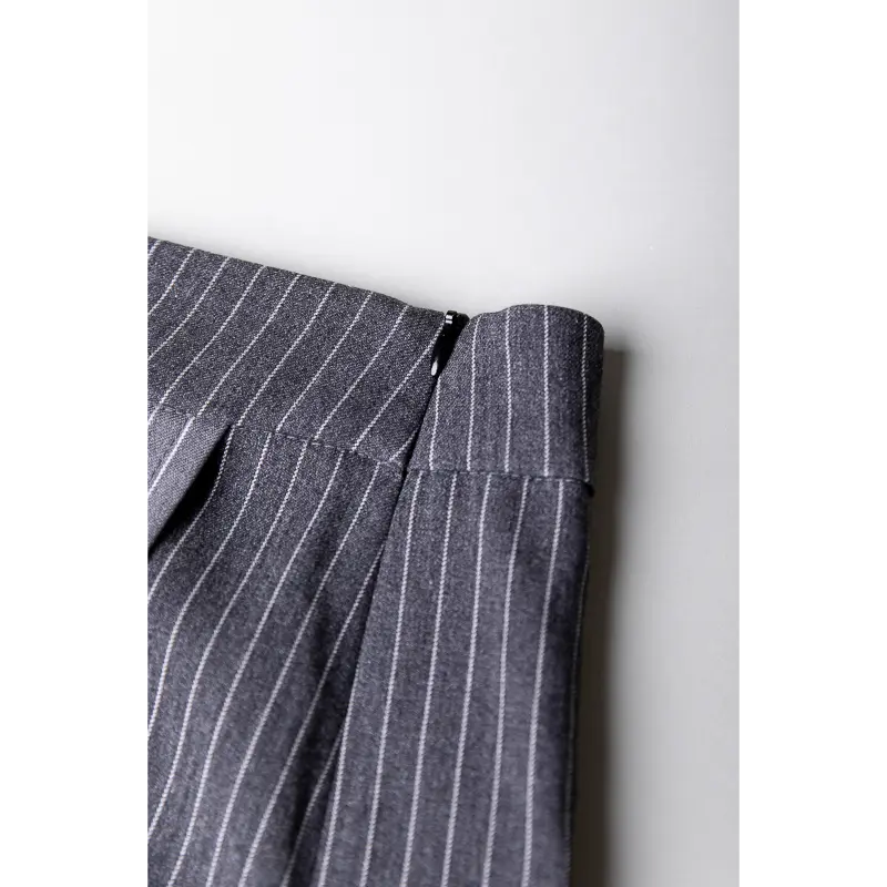 WS317166-211-13-32 Colourful Rebel Short WS317166 211 Grey