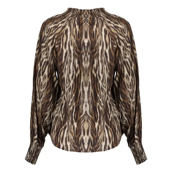 Geisha-Fashi_winter-2025_735_53646-20_4 Geisha Blouse 53646-20 Beige/Bruin Dessin