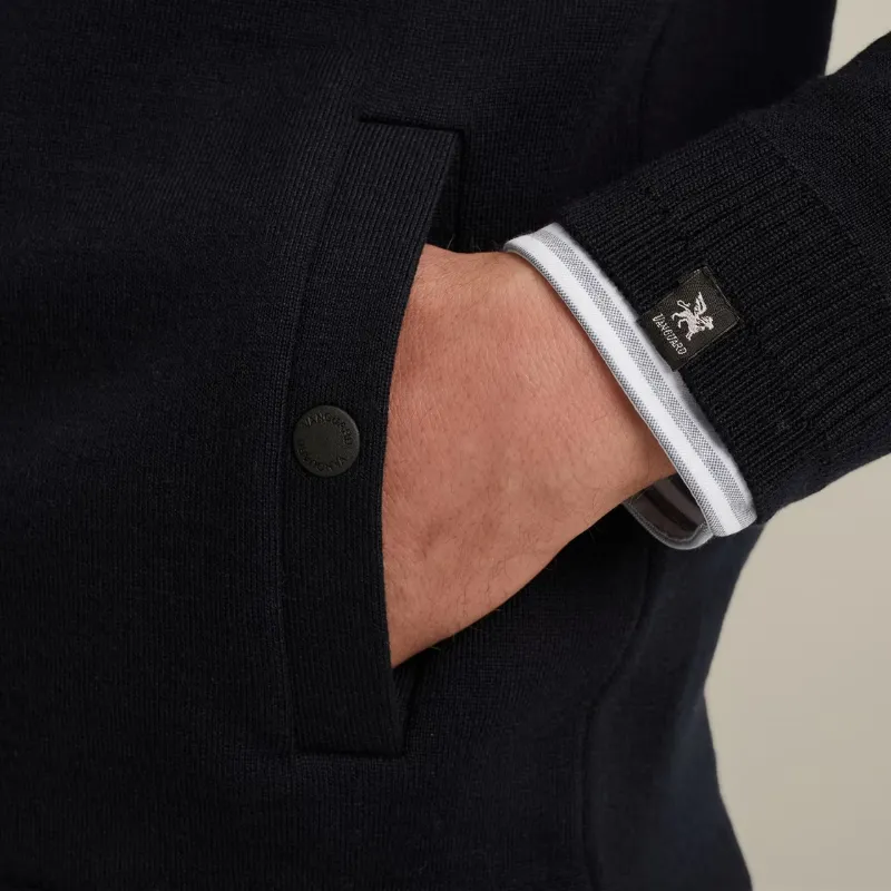 VKC2509380-5073_model_5 Vanguard Vest VKC2509380 5073 Donkerblauw