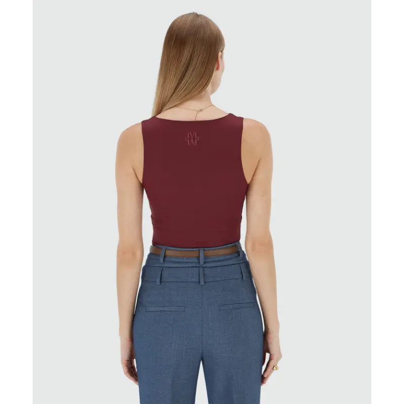 linde_berry-red_jv-2510-1102-427_winter-25-drop-2_bm_102 Josh V Top Linde JV-2507-1109 427 Berry Red