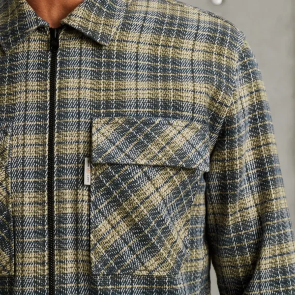 CSI2511272-5277_model_4 Cast Iron Overshirt CSI2511272 5277 Grijs