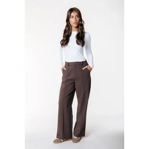 Colourful-Re_High-Winter-2025_750_WP117225 Colourful Rebel Broek Rus WP117225 750 Brown