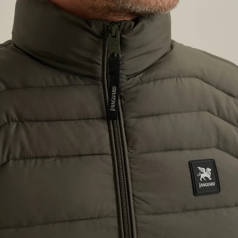 VBW2511170-9161_model_4 Vanguard Bodywarmer VBW2511170 9161 Groen