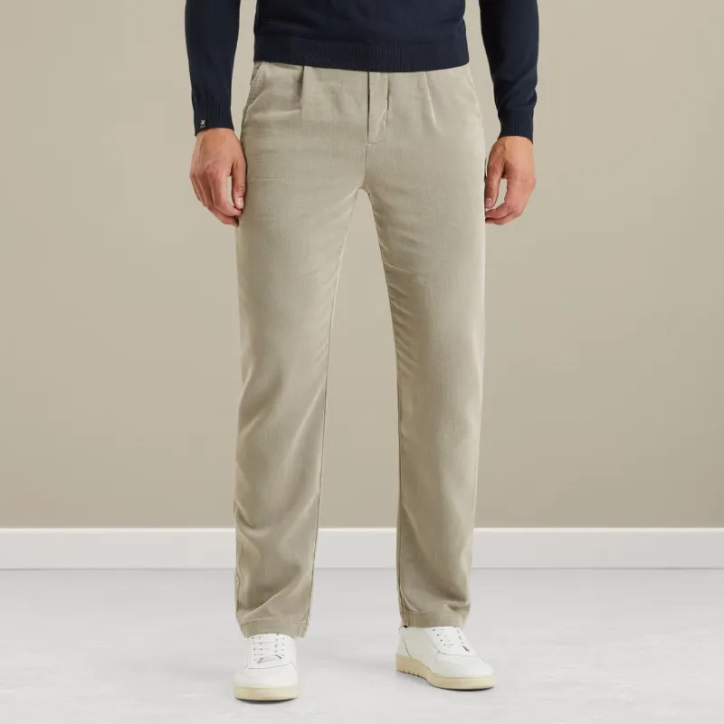 VTR2511647-8225_model_2 Vanguard Broek VTR2511647 8225 Beige