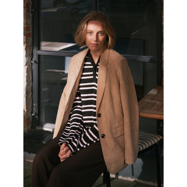 167213_676_9 Neo Noir Sweater 167213 Mala Bruin