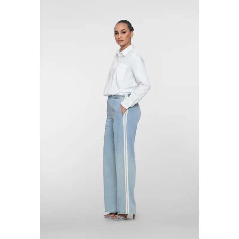 Geisha-Fashi_summer-2026_830_61051-10_8 Geisha Jeans 61051-10 830 Bleached Denim