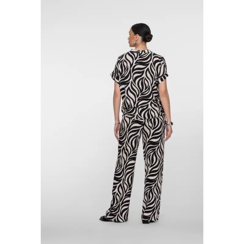 Geisha-Fashi_summer-2026_999_61230-70_6 Geisha Broek 61230-70 999 Black/Sand